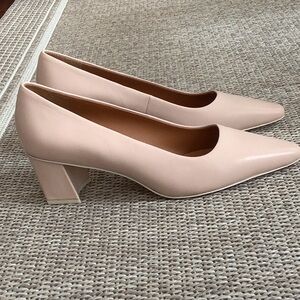 Women’s shoes, size 9, 2” heels